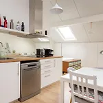 Modern Loft In Principe Real - Aircon | By Airnest