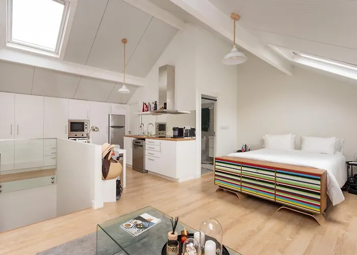 Modern Loft In Principe Real - Aircon | By Airnest
