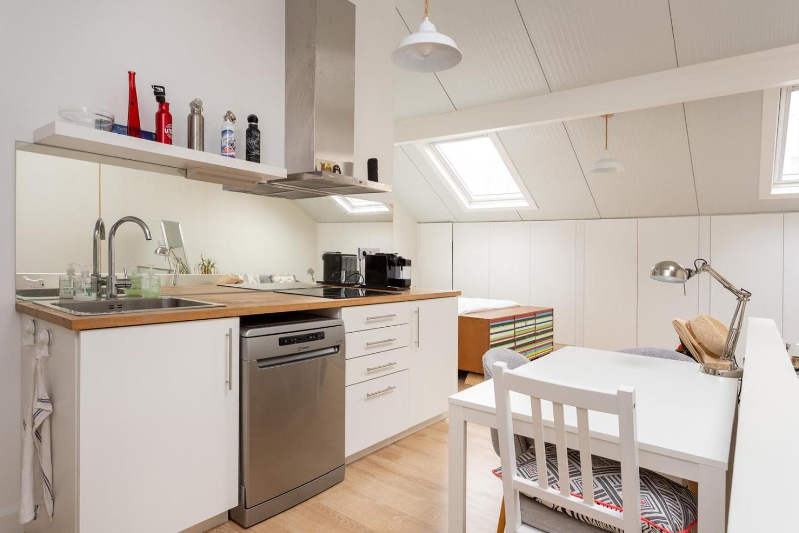 Modern Loft In Principe Real - Aircon | By Airnest * Lissabon